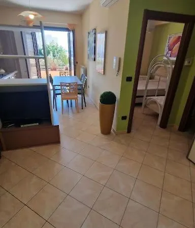 Apartment Sunny House - By Ap